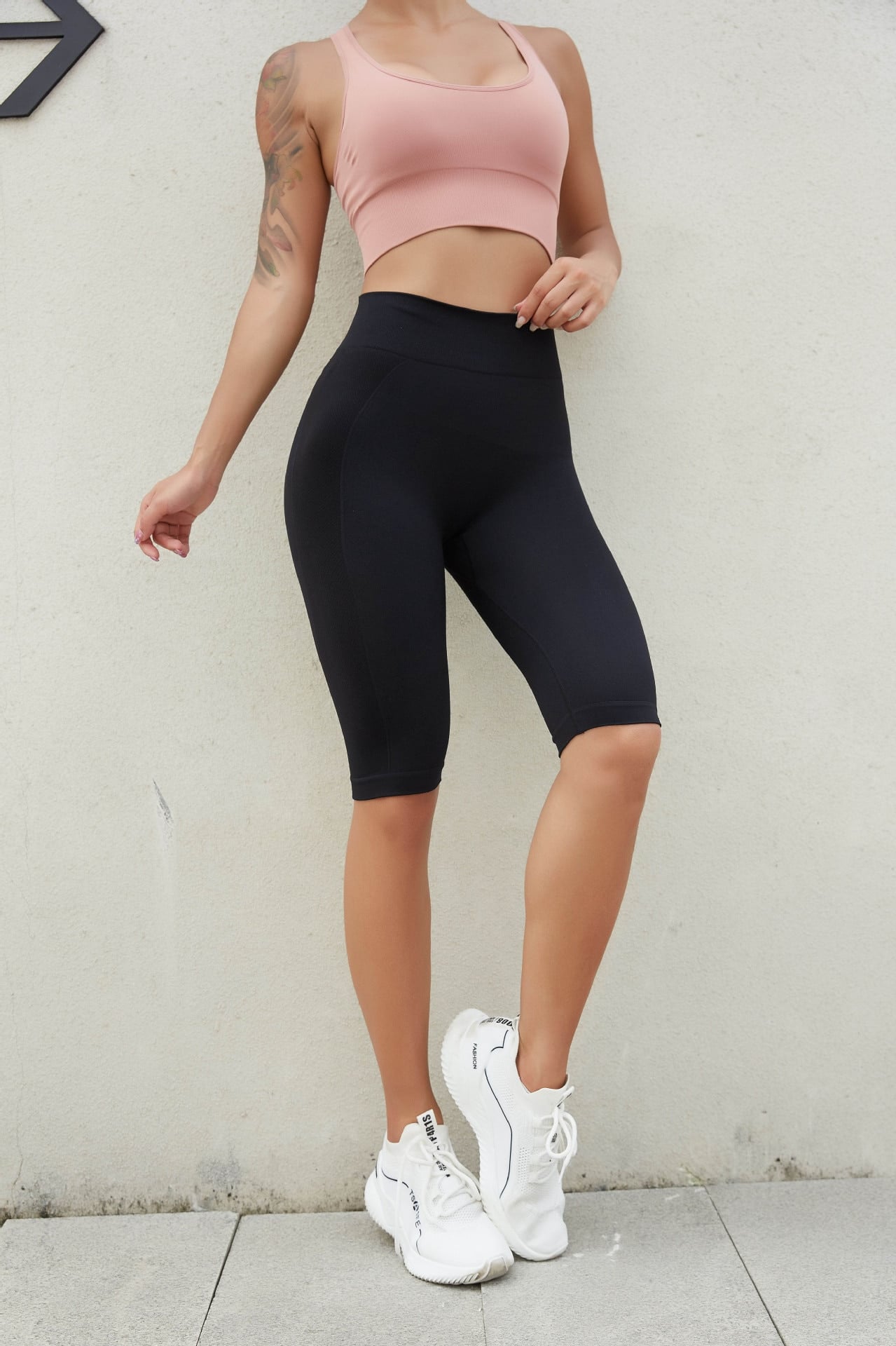 Buy USYY Women's Leggings Plus Size High Waisted Stretch Jersey Capri Yoga Pants  Knee-Length Tight Judo Sweatpant at Amazon.in
